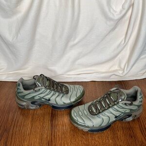 Nike Air Max Plus GS Olive Cargo